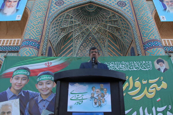 راهپیمایی ۱۳ آبان روز غلبه بر استکبار جهانی دانش‌آموزان شهر یزد