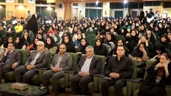 جشن روز دانشجو در دانشگاه آزاد واحد کرج 
