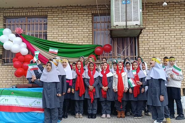 طنین زنگ انقلاب در مدارس شهرستان شهریار 