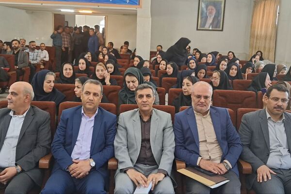 آیین تکریم و معارفه مدیر آموزش‌وپرورش ناحیه 2 سنندج 