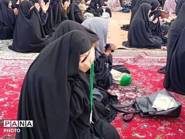 نماز استغاثه در محل حدیث سلسله‌الذهب