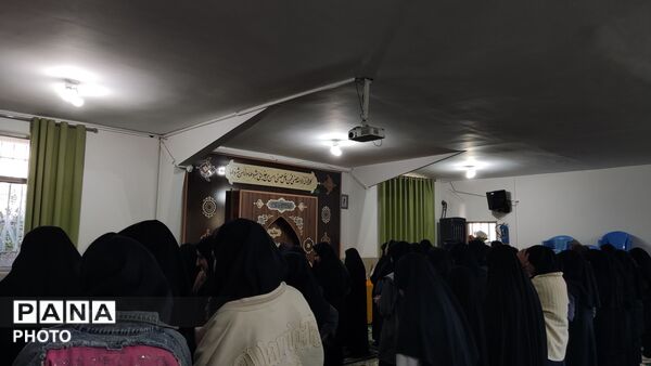 مراسم سه شنبه های مهدوی در دبیرستان متوسطه اول امام حسین علیه السلام 