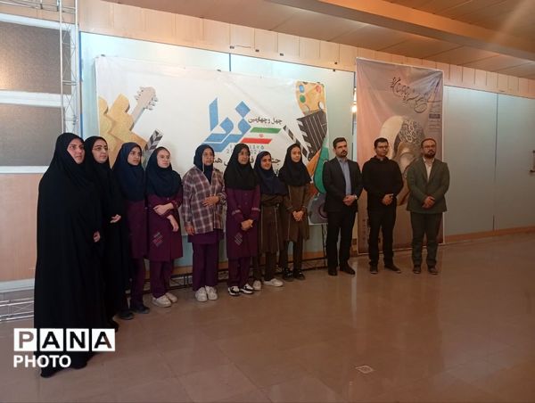 رقابت دانش‌آموزان در بخش هنرهای نمایشی جشنواره «فردا»