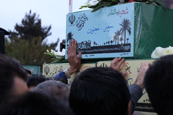 برگزاری مراسم باشکوه استقبال از شهدای گمنام در کرج 