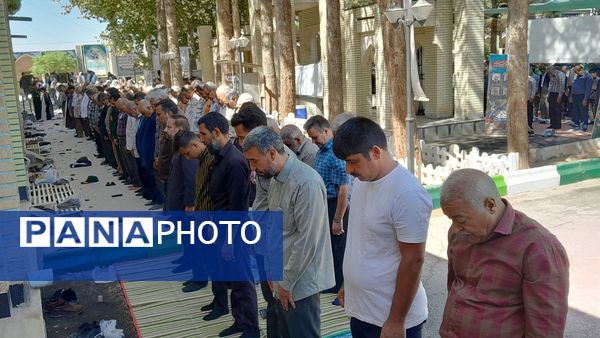 نماز جمعه در جوار شهدای بهشت فضل نیشابور 