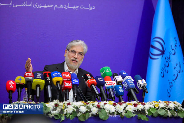 نشست خبری وزیر علوم، تحقیقات و فناوری