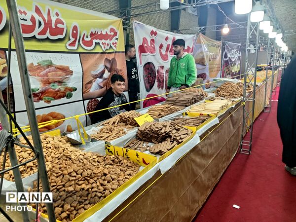 جلوه‌هایی از مراسم افتتاح نمایشگاه بهاره شهر جعفریه