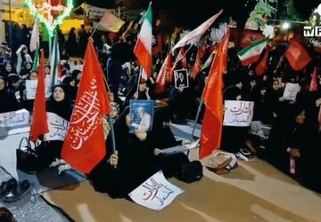 شبی به وسعت دلتنگی؛ تجلی وفاداری در جوار نام شهدا
