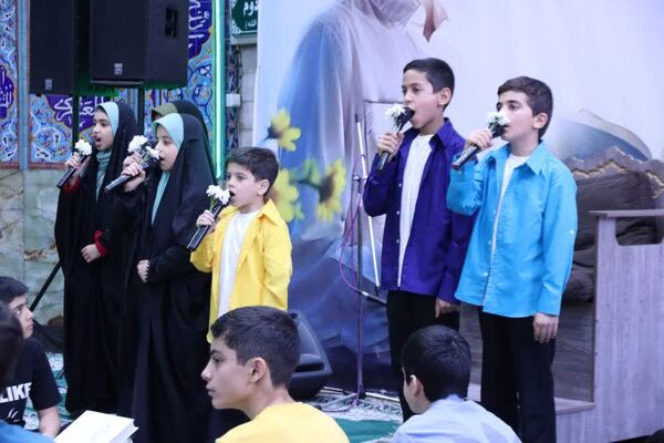 برگزاری مراسم اعتکاف توسط دانش‌آموزان معتکف شهرستان اسلامشهر