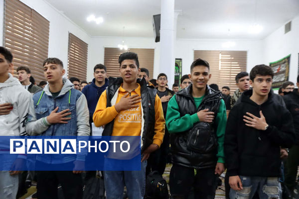 اعزام دانش آموزان پسر اسلامشهری به سرزمین نور