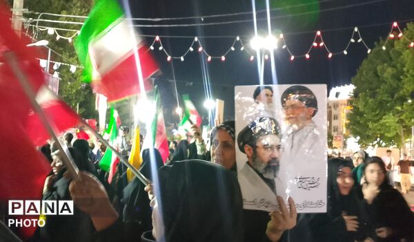 امیریه در هشتاد و هشتمین شبِ همدلی با نجوای امید و همبستگی در سکوتِ شهر غوغا کرد