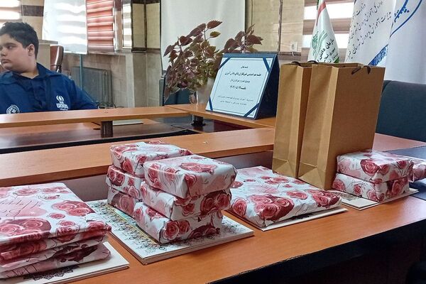 تقدیر از دانش‌آموز خبرنگاران فعال پانا در مراسم روز خبرنگار در شهرستان فیروزکوه