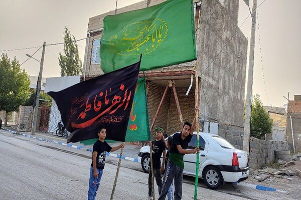 مراسم عزاداری و زنجیرزنی هیئات مذهبی شهر بار در روز تاسوعا حسینی 