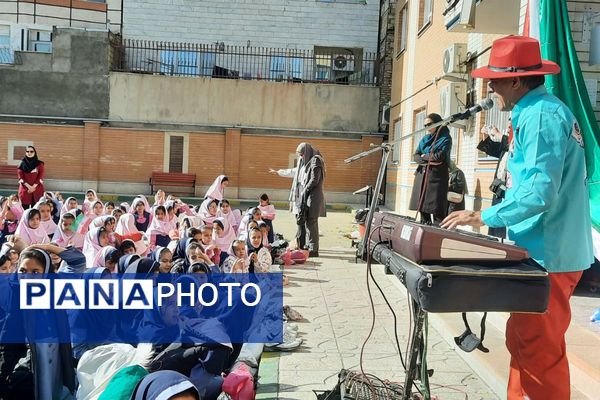 برگزاری مراسم روز دانش‌آموز در مدارس بهارستان‌دو