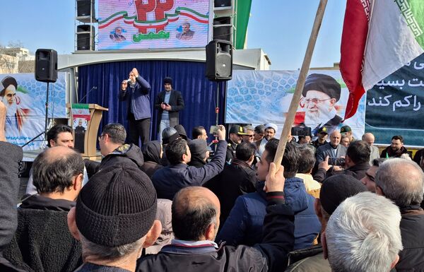 تجمع مردم غیور، انقلابی و ولایتمدار اسلامشهر در جشن ۴۶ سالگی انقلاب اسلامی