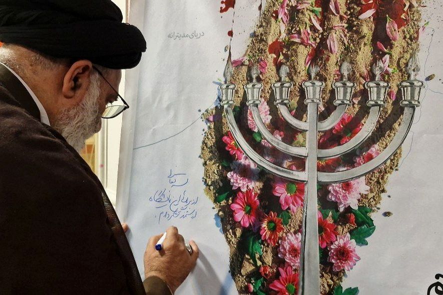 برگزاری و افتتاحیه نمایشگاه ریشه های مقاومت در مدرسه منتصرین شاهد ورامین