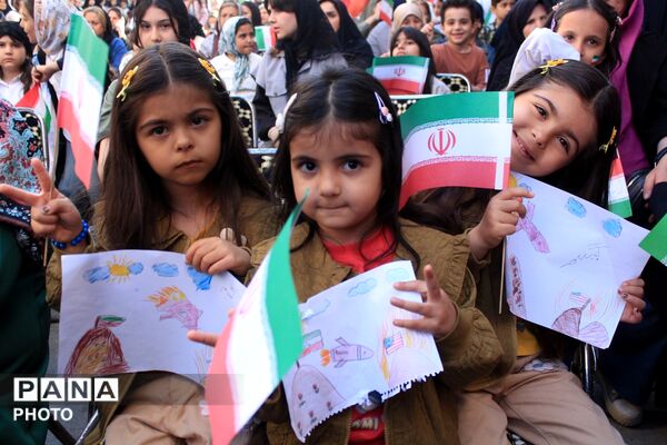 همایش «دختران ایران» همدانک