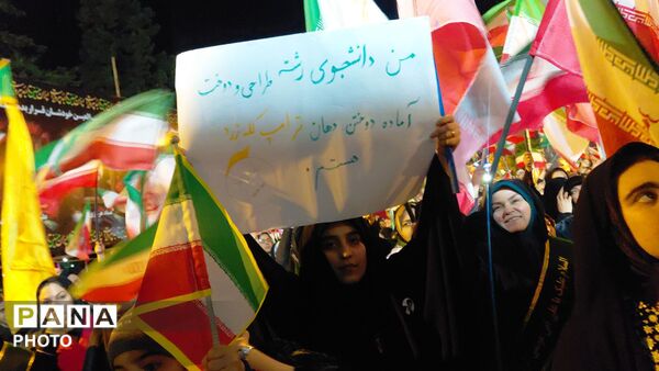 عهد ناگسستنی در پنجاه و هفتمین شب از حضور مردم  کرج در میادین