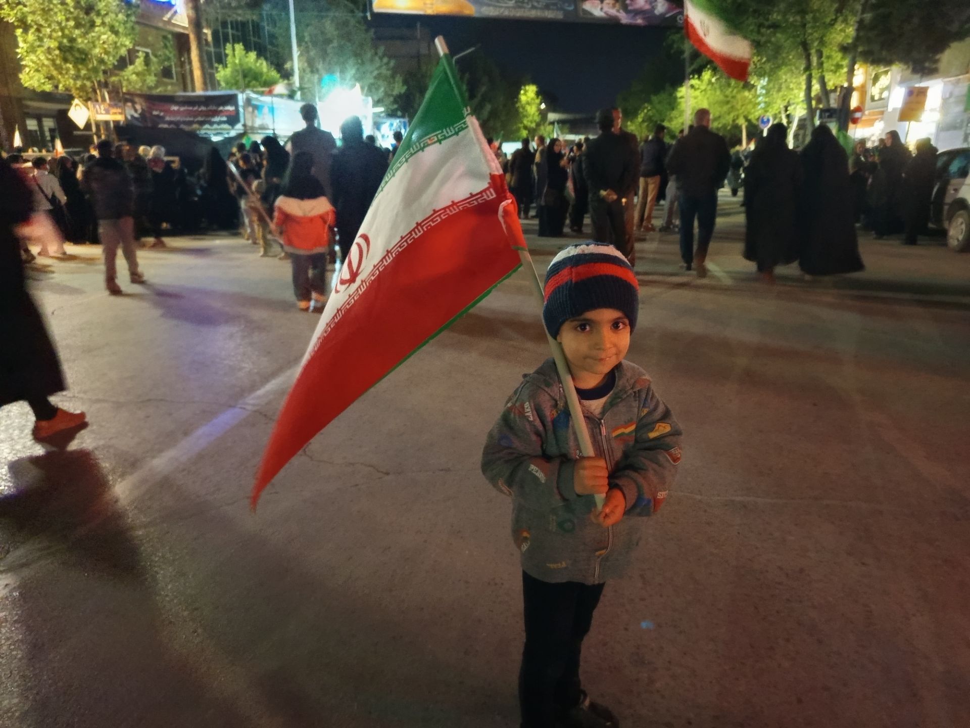 حضور پرشور کودکان و نوجوانان در قلب نیشابور 