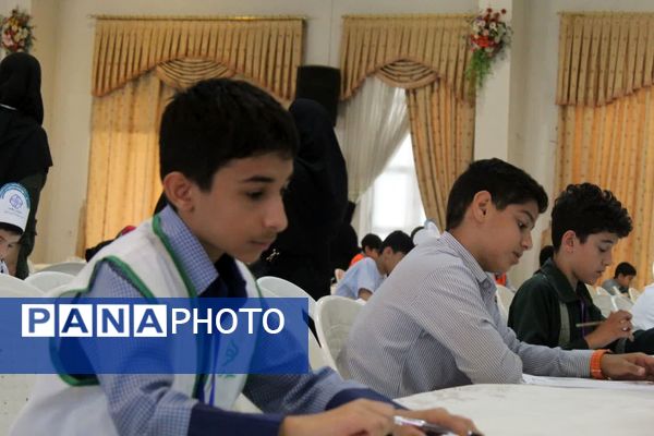 جشنواره رقابت‌های علمی و مهارتی سفیران سلامت‌ در ساری 