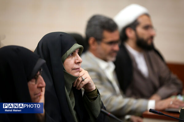 گردهمایی مشترک اعضای شورای معاونان و مدیران کل آموزش و پرورش استان‌ها