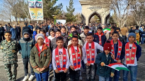 راهپیمایی پرشور ۲۲ بهمن در جلگه رخ 