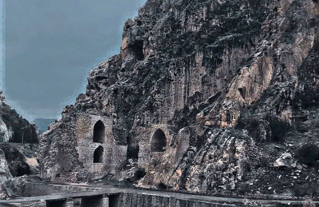 پل تاریخی دختر؛ جلوه‌ای ماندگار از تاریخ و فرهنگ در شهرستان پلدختر