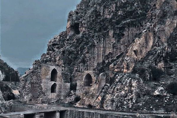 پل تاریخی دختر؛ جلوه‌ای ماندگار از تاریخ و فرهنگ در شهرستان پلدختر