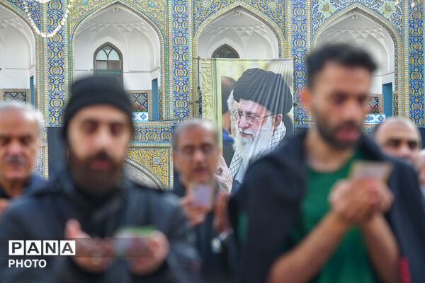 اقامه نماز عید فطر در حرم مطهر رضوی-۱
