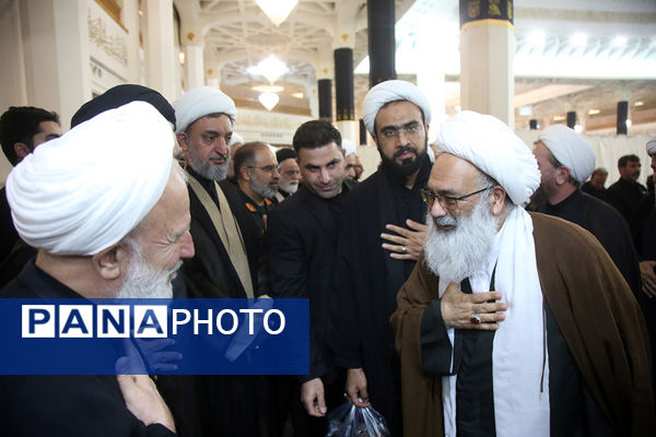 مراسم بزرگداشت شهدای خدمت در حرم حضرت معصومه(س)