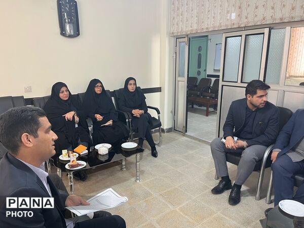 جلسه هماهنگی و برنامه‌ریزی برگزاری «جشن عاطفه‌ها» در زاهدان