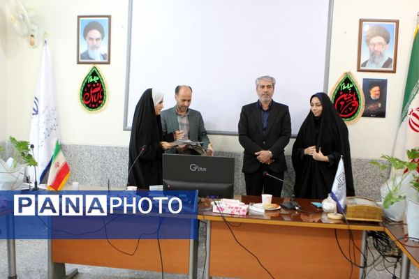 تجلیل از دانش‌آموز خبرنگاران پانا کاشان