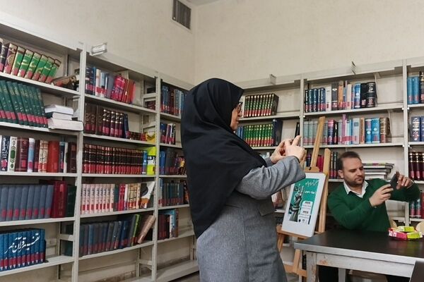 محفل «مام وطن» با طنین شاهنامه‌خوانی در کتابخانه مرکزی علامه امینی شهرستان قدس