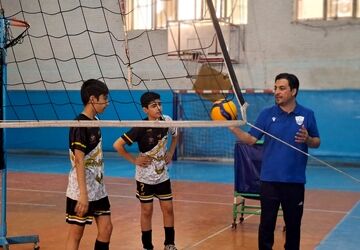 کارگاه تخصصی مهارت‌های ورزشی برای مربیان تربیت‌بدنی قرچک
