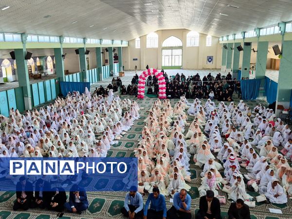 آیین سپیدپوشان؛ جشن تکلیف دختران عنبرآباد