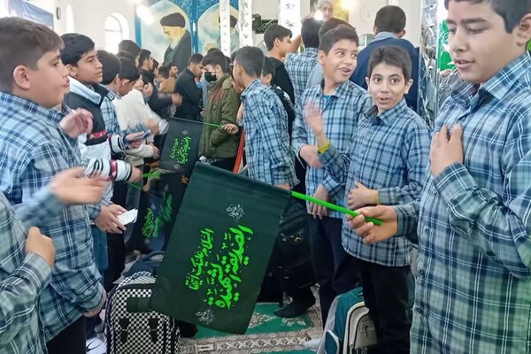 برگزاری پیاده‌روی عظیم فاطمیه در فیروزکوه