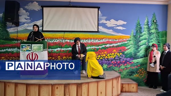 جشنواره دهه فجر مدرسه‌ای