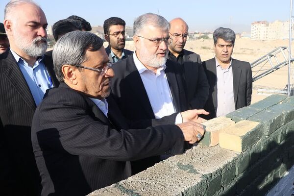 وعده قشقاوی به تحقق رسید، خشت‌گذاری دو مدرسه ۱۵ کلاسه دخترانه در حصارک پایین