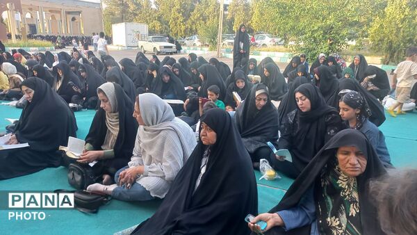 مراسم دعای عرفه در ماهان