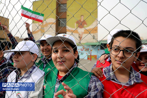 افتتاحیه مسابقات ورزشی بین مدرسه‌ای جام اقتدار ایران