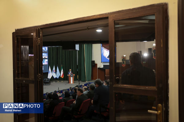  همایش همدلی برای ایران ماهر 