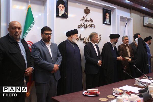 همایش «دختران مقاومت، امید آینده ایران» شهرستان بهارستان