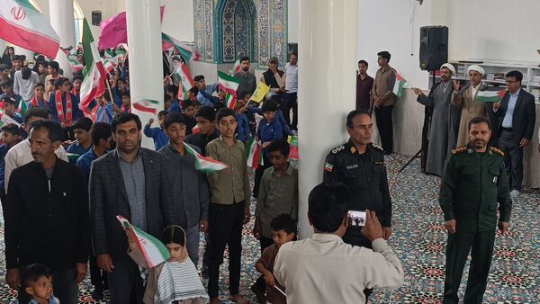 راهپیمایی ۲۲ بهمن در سندرک