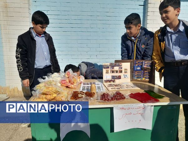 بازارچه کسب و کار مدرسه: فرصتی برای یادگیری و خلاقیت