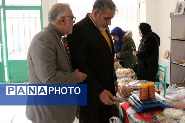 افتتاح نمایشگاه ویژه شب یلدا در فیروزکوه