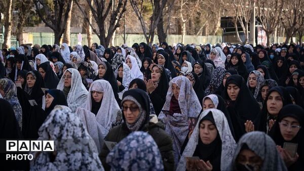 اقامه نماز عید سعید فطر در کرج
