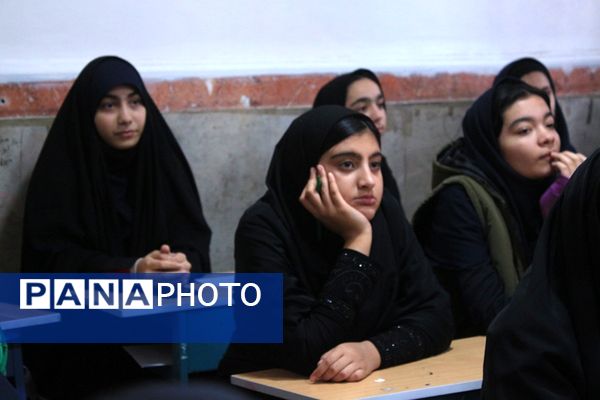  مسابقات قرآن، عترت و نماز متوسطه اول و دوم دختران بهارستان‌دو