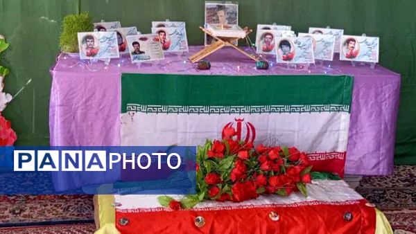 حضور پرشور دانش آموزان و اقشار مردم در جشن 22بهمن روستای سرتشنیز 