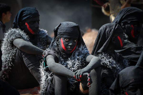 مراسم تعزیه‌خوانی در امامزاده شاه‌کرم اصفهان