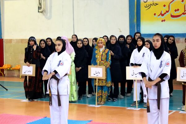 آیین افتتاحیه المپیاد ورزشی درون‌مدرسه‌ای در یزد